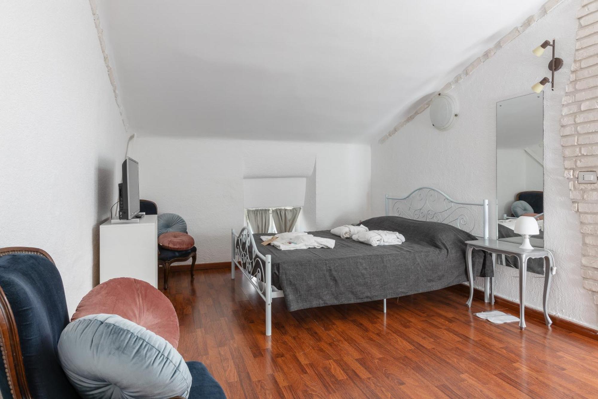 Апартаменты Loft Rossetti Триест Экстерьер фото
